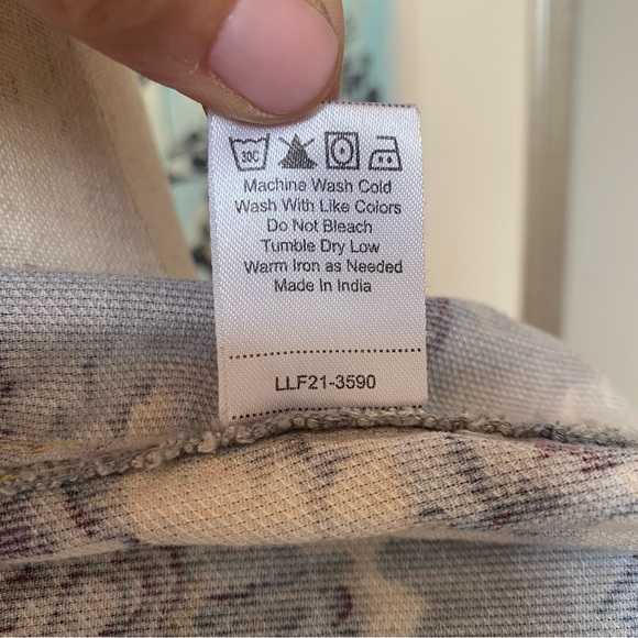 Love the Label Blue Floral Western Button Down Shirt Size Medium - Picture 8 of 8